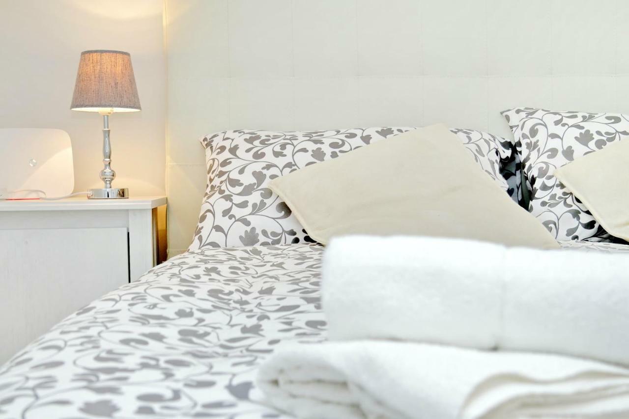 Bbhome Trastevere Station White Chic Apartment روما المظهر الخارجي الصورة